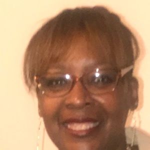 Meet your Posher, Myra